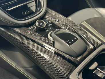 Aston Martin DBX 707 — photo 7