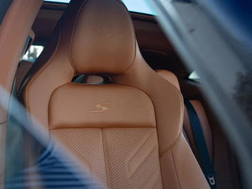 Aston Martin DBX 707 — photo 5