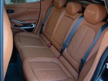 Aston Martin DBX 707 — photo 41