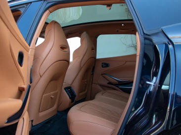 Aston Martin DBX 707 — photo 42