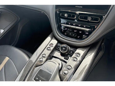 Aston Martin DBX 707 — photo 10