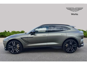 Aston Martin DBX 707 — photo 13