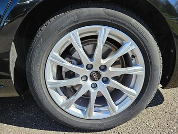 Audi A4 Avant 35 TDI — photo 10