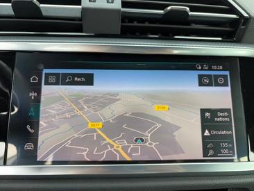 Audi Q3 35 TDI — photo 8