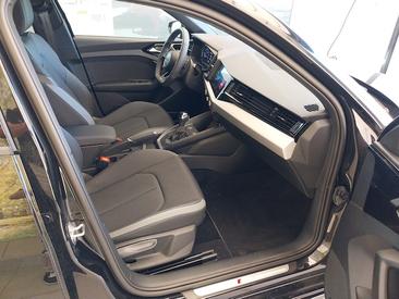 Audi A1 Sportback 30 TFSI — photo 13