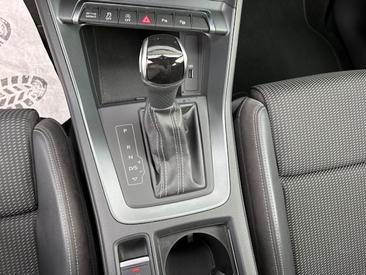 Audi Q3 35 TDI — photo 25