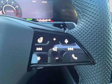 Audi Q3 35 TDI — photo 21