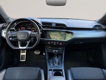 Audi Q3 35 TFSI — photo 16