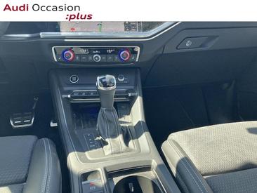 Audi Q3 35 TFSI — photo 12