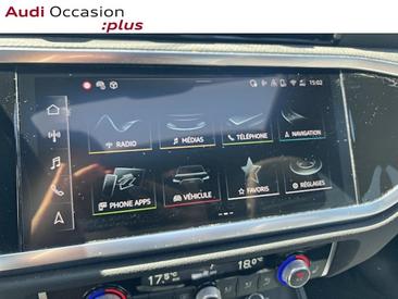 Audi Q3 35 TFSI — photo 24