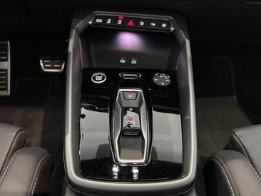 Audi A3 Sportback 35 TFSI — photo 15