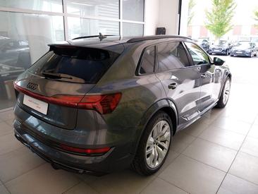 Audi E-tron S E-tron S 370,00 KW — photo 4