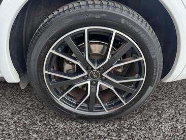Audi Q5 Sportback 55 TFSI E Quattro — photo 9