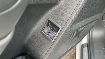 Audi Q3 Sportback TFSI E 45 E — photo 36