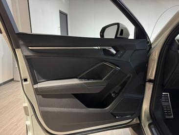Audi Q3 Sportback TFSI E 45 E — photo 11
