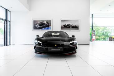 Ferrari 296 GTS — photo 2