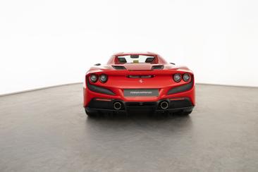 Ferrari F8 Spider — photo 4