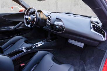 Ferrari SF90 Stradale — photo 6