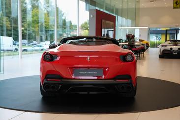 Ferrari Portofino — photo 4
