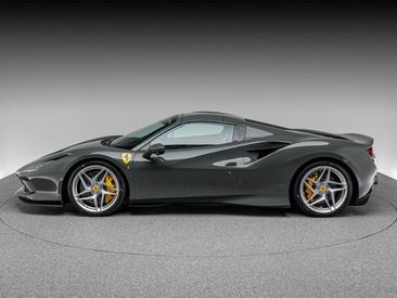 Ferrari F8 Spider — photo 11