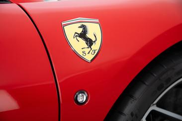Ferrari F8 Spider — photo 11