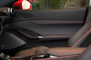 Ferrari Portofino — photo 11