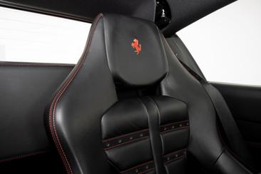 Ferrari F8 Spider — photo 12