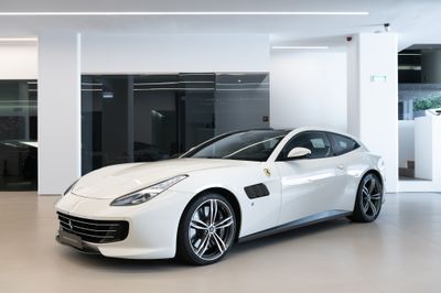 Ferrari GTC4Lusso