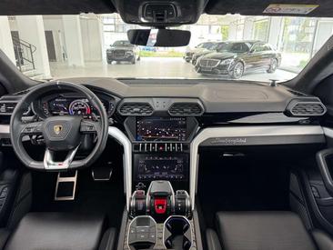 Lamborghini Urus — photo 15