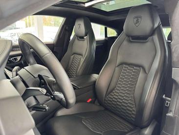 Lamborghini Urus — photo 20