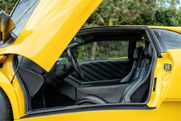 Lamborghini Diablo — photo 14