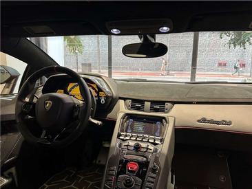 Lamborghini Aventador S — photo 20