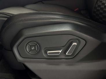 Lamborghini Urus — photo 48