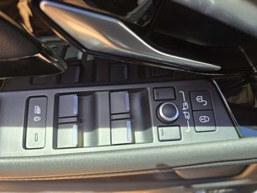 Land Rover Range Rover Evoque D180 — photo 15