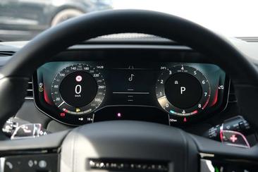 Land Rover Range Rover Sport SV — photo 10