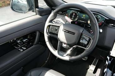 Land Rover Range Rover Sport SV — photo 11