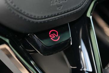 Land Rover Range Rover Sport SV — photo 13