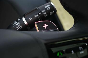Land Rover Range Rover Sport SV — photo 14