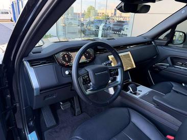 Land Rover Range Rover D350 — photo 10