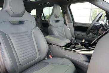 Land Rover Range Rover Sport SV — photo 19