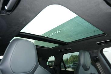 Land Rover Range Rover Sport SV — photo 20