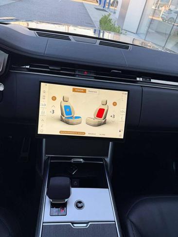 Land Rover Range Rover D350 — photo 18