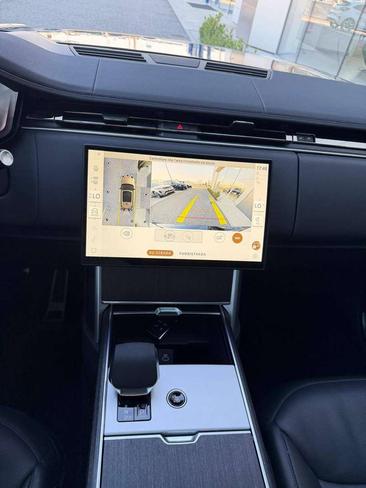 Land Rover Range Rover D350 — photo 19