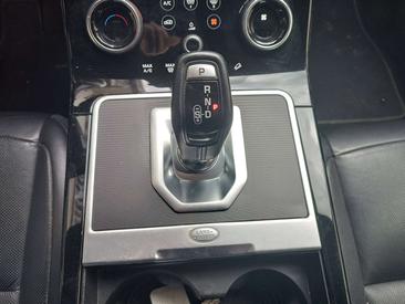 Land Rover Range Rover Evoque D150 — photo 11