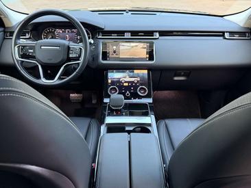 Land Rover Range Rover Velar D200 — photo 16