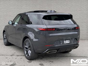 Land Rover Range Rover Sport P550e — photo 16