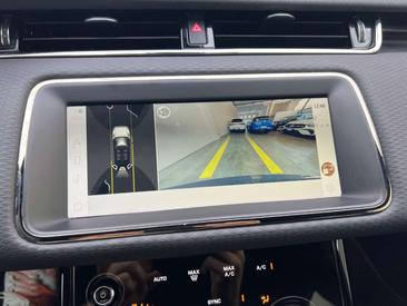 Land Rover Range Rover Evoque P160 — photo 11