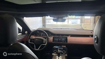 Land Rover Range Rover Evoque P300e — photo 11