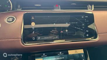 Land Rover Range Rover Evoque P300e — photo 18
