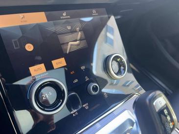 Land Rover Range Rover Evoque D200 — photo 16